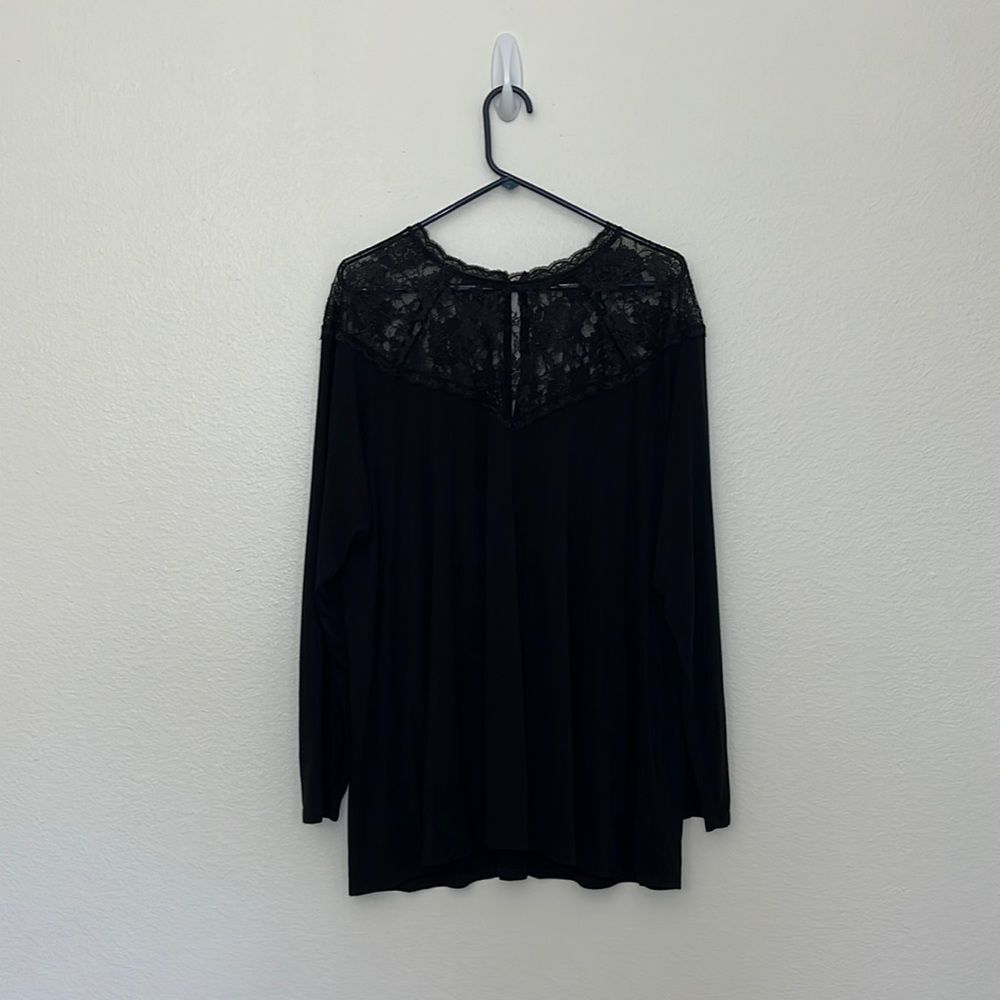 Torrid super soft black lace high neck long sleeve plus size 3